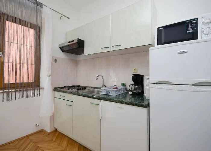 Appartement Mirjana B *