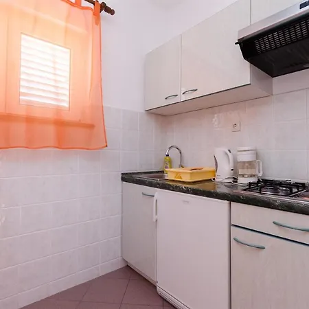 Mirjana B Apartment