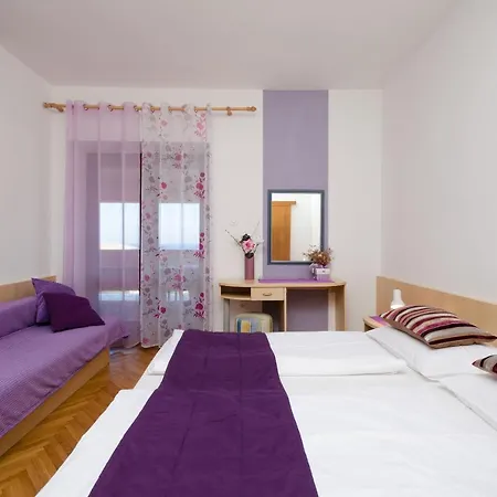 Mirjana B Apartment