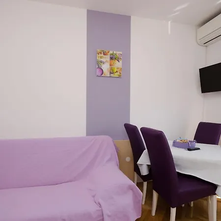 Mirjana B Appartement *